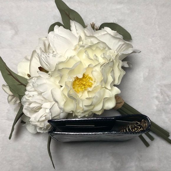 Louis Vuitton Authentic Green Vernis Agenda w/Ruler/Card Slots(Date Code:SP1160) - Picture 7 of 14